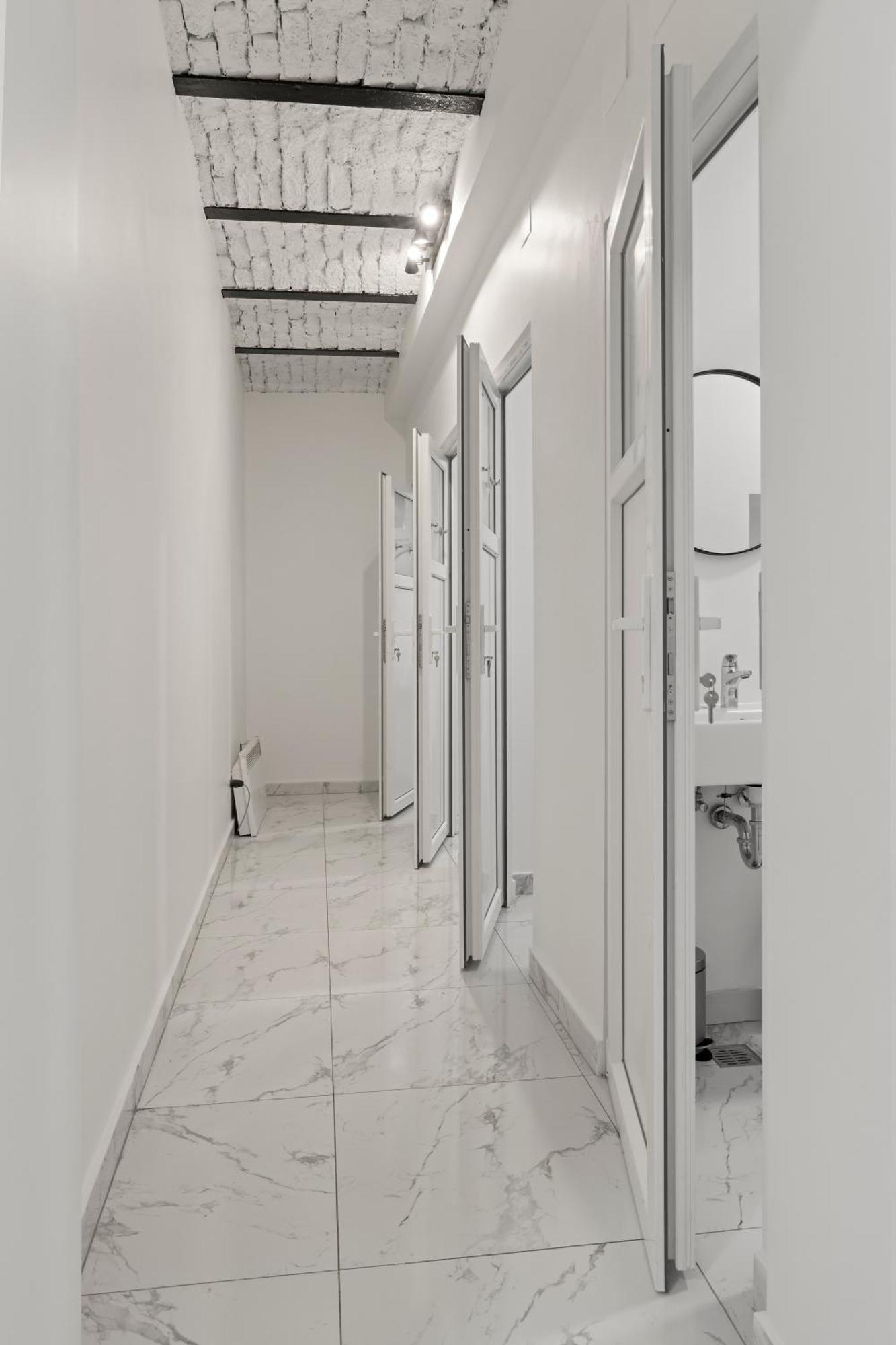 Nest Boutique Hostel Bucharest Exterior photo